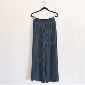H&M Black White Stripped Pants Size 6